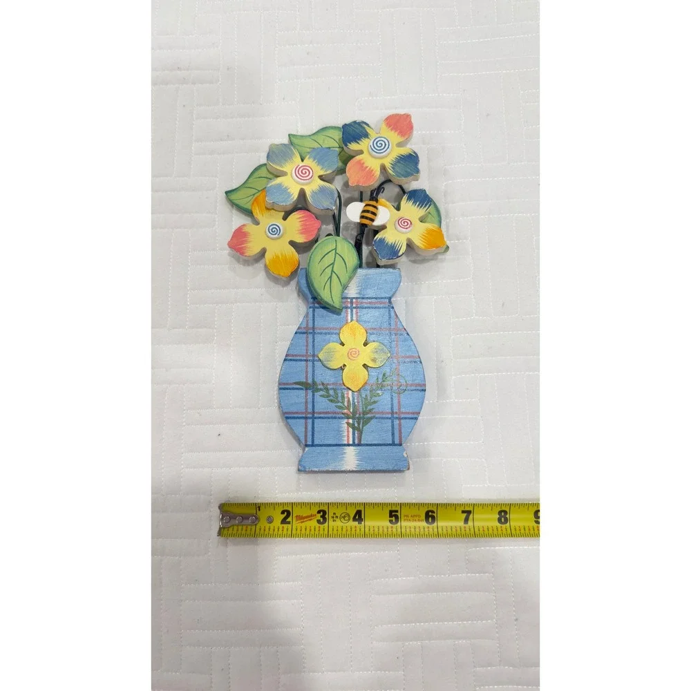 East West Distributing Wooden Flower Vase Wall Plaque Bumblebee Folk Art 11